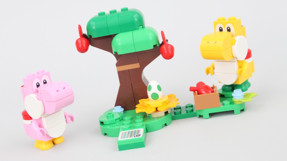 LEGO Super Mario 71428 Yoshis' Egg-cellent Forest review
