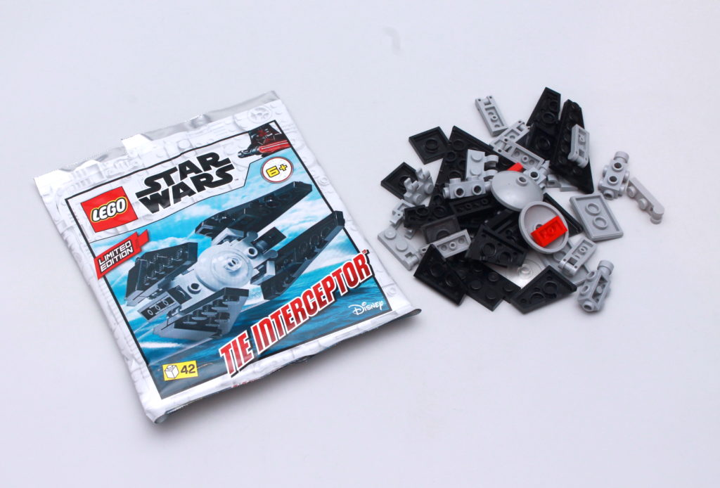 LEGO Star Wars magazine Issue 67 9