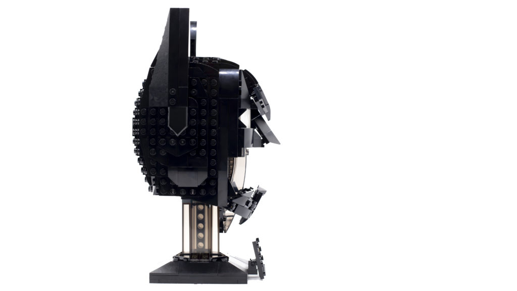 LEGO DC Batman 76182 Batman Cowl 3