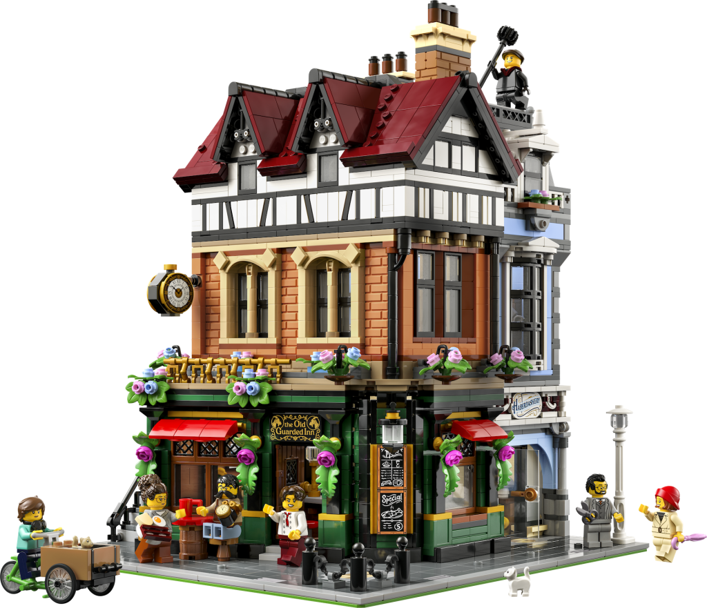 LEGO Icons 10350 Tudor Corner 3 1024x881