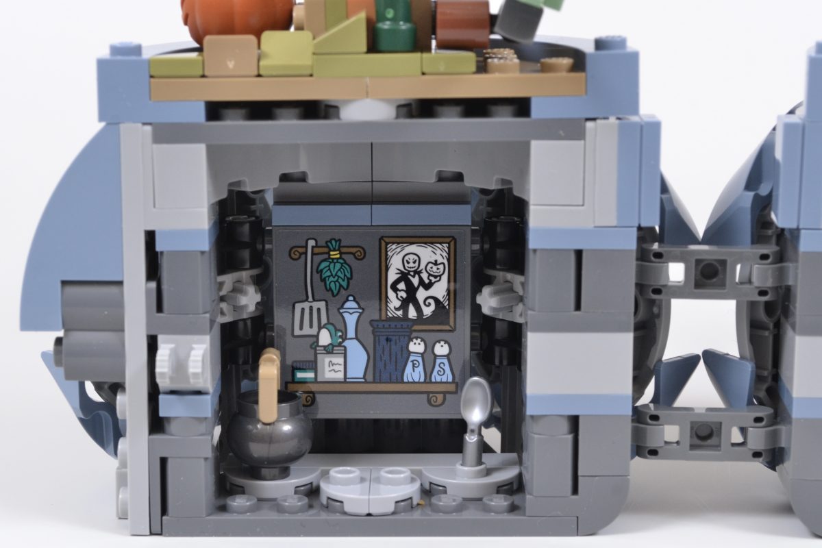 LEGO Disney 43288 Sallys Flowerpot review 12 1200x800