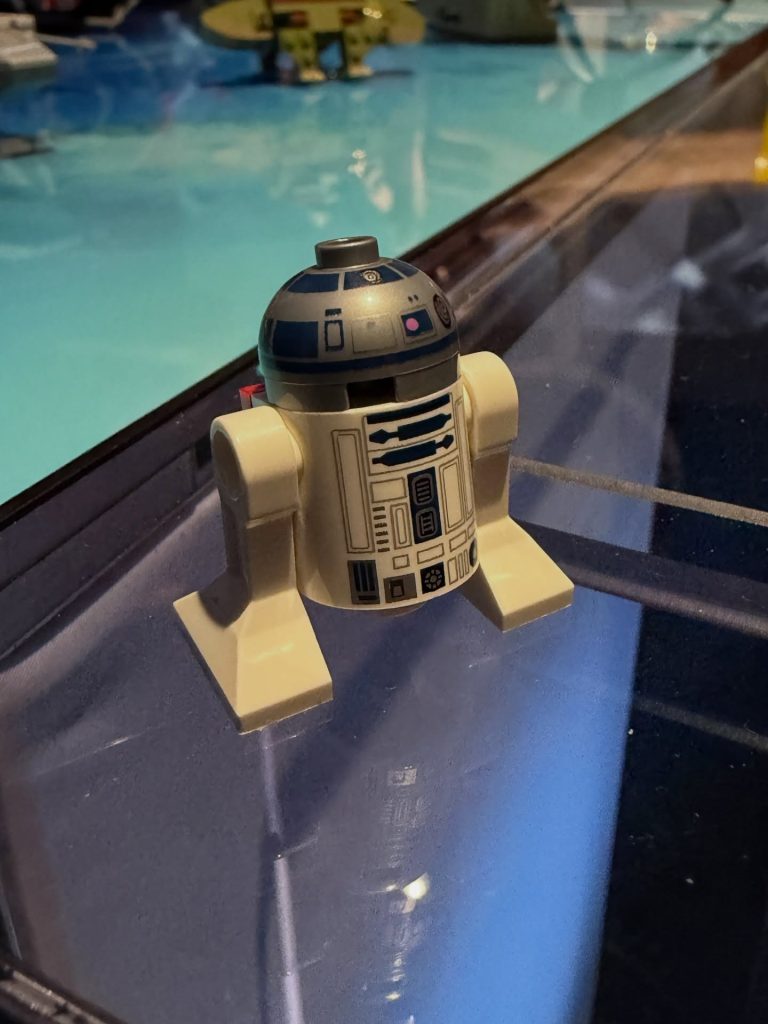 tiago catarino lego star wars smart play r2d2 first look 1 768x1024