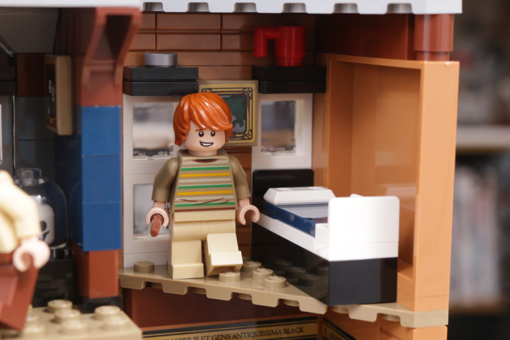 LEGO Harry Potter 76408 12 Grimmauld Place Order of the Phoenix review 43 1024x683