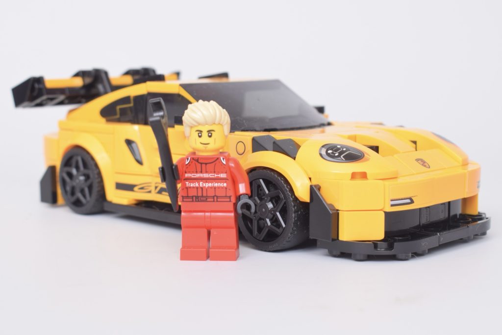 LEGO Speed Champions 77239 Porsche 911 GT3 RS Super Car review 1 1024x683