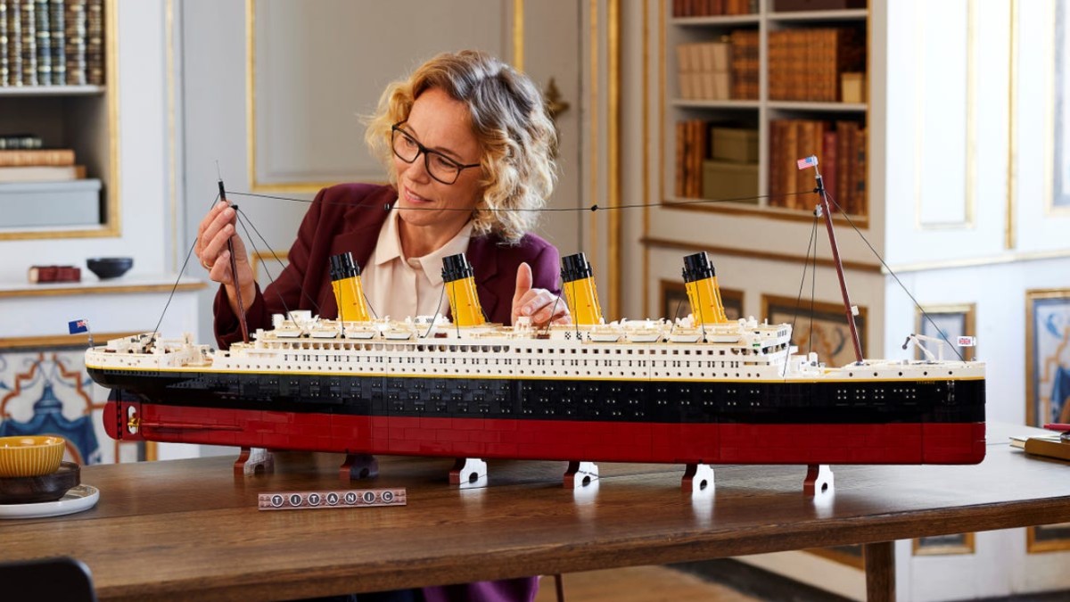 LEGO Icons 10294 Titanic is available once more, but who knows for how long