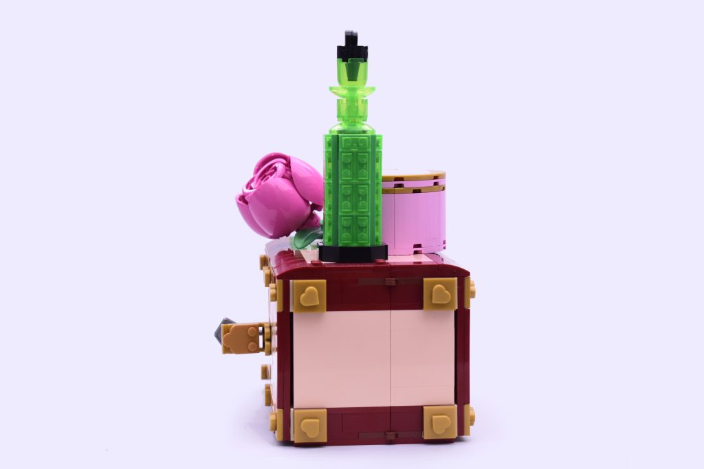 LEGO Wicked 75683 Glinda Elphabas Dormitory review 03 1024x683