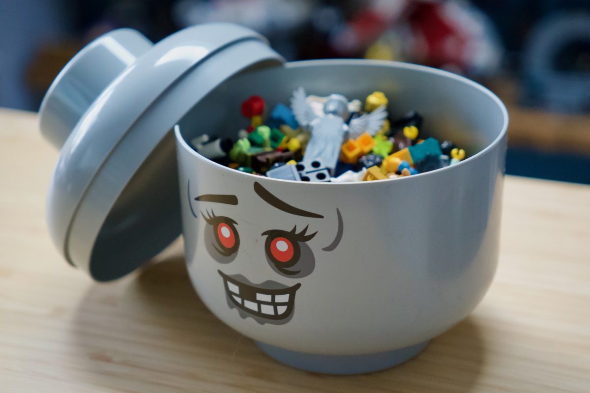 LEGO 5009862 Zombie Storage Head – Small review 5 1200x800