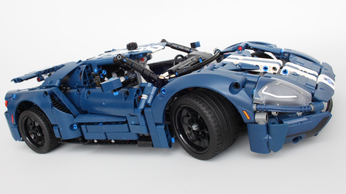 LEGO Technic 42154 2022 Ford GT review