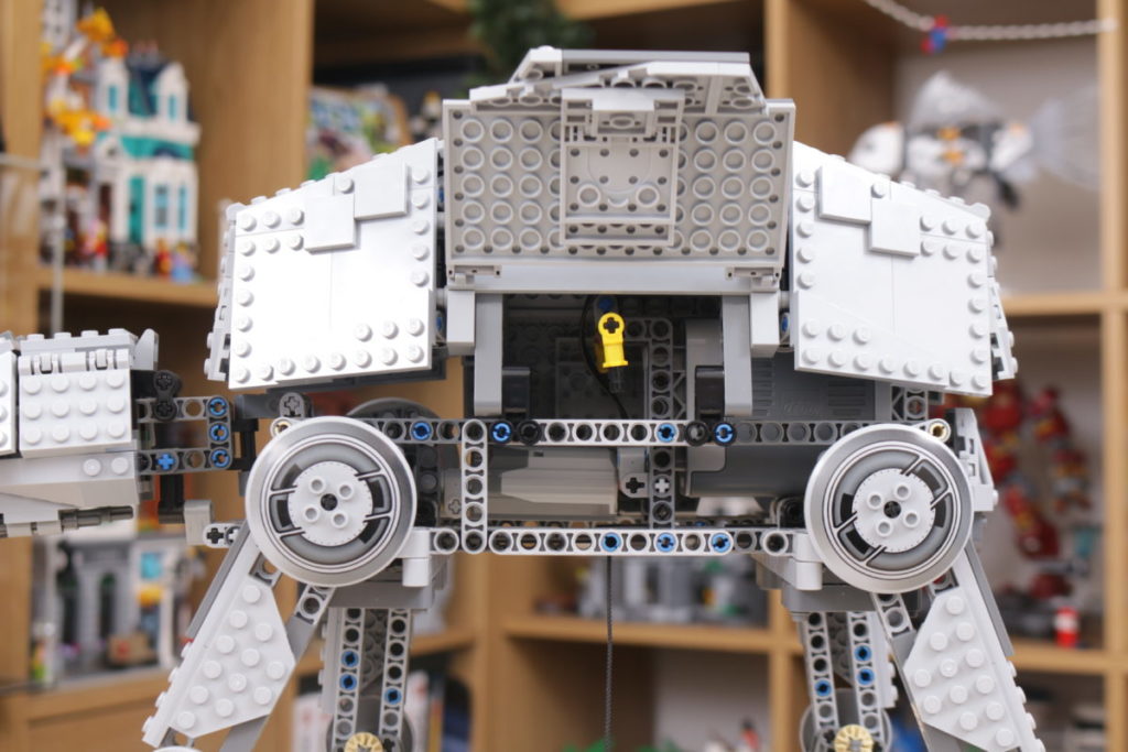 LEGO Star Wars 10178 Motorized Walking AT AT review 14 1024x683