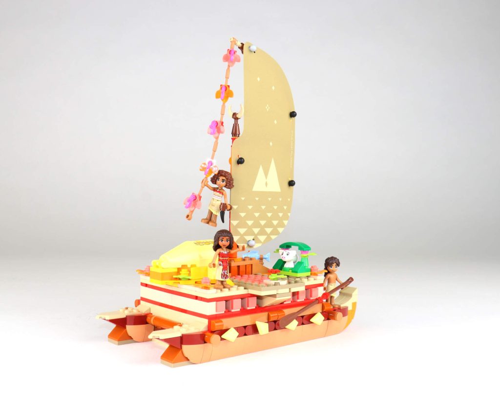 lego disney 43270 moanas adventure canoe 1024x810