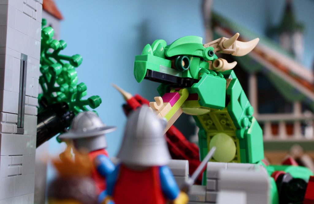 LEGO Creator 3 in 1 31161 Medieval Dragon 10305 Lion Knights Castle comparison 3 1024x666