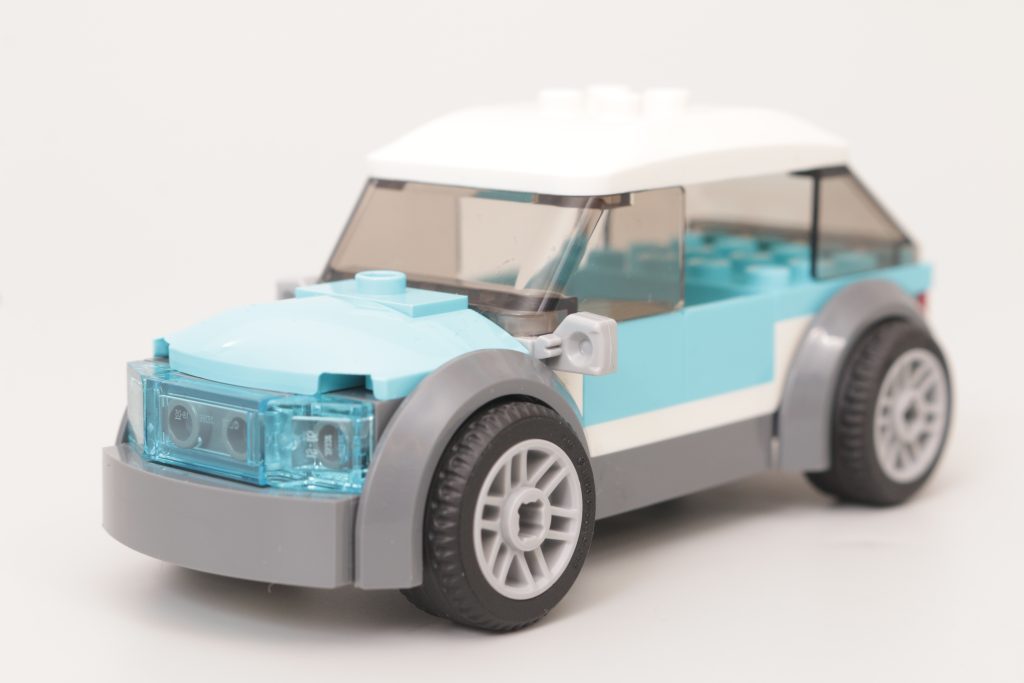 LEGO City 60398 Family House and Electric Car review 18 1024x683