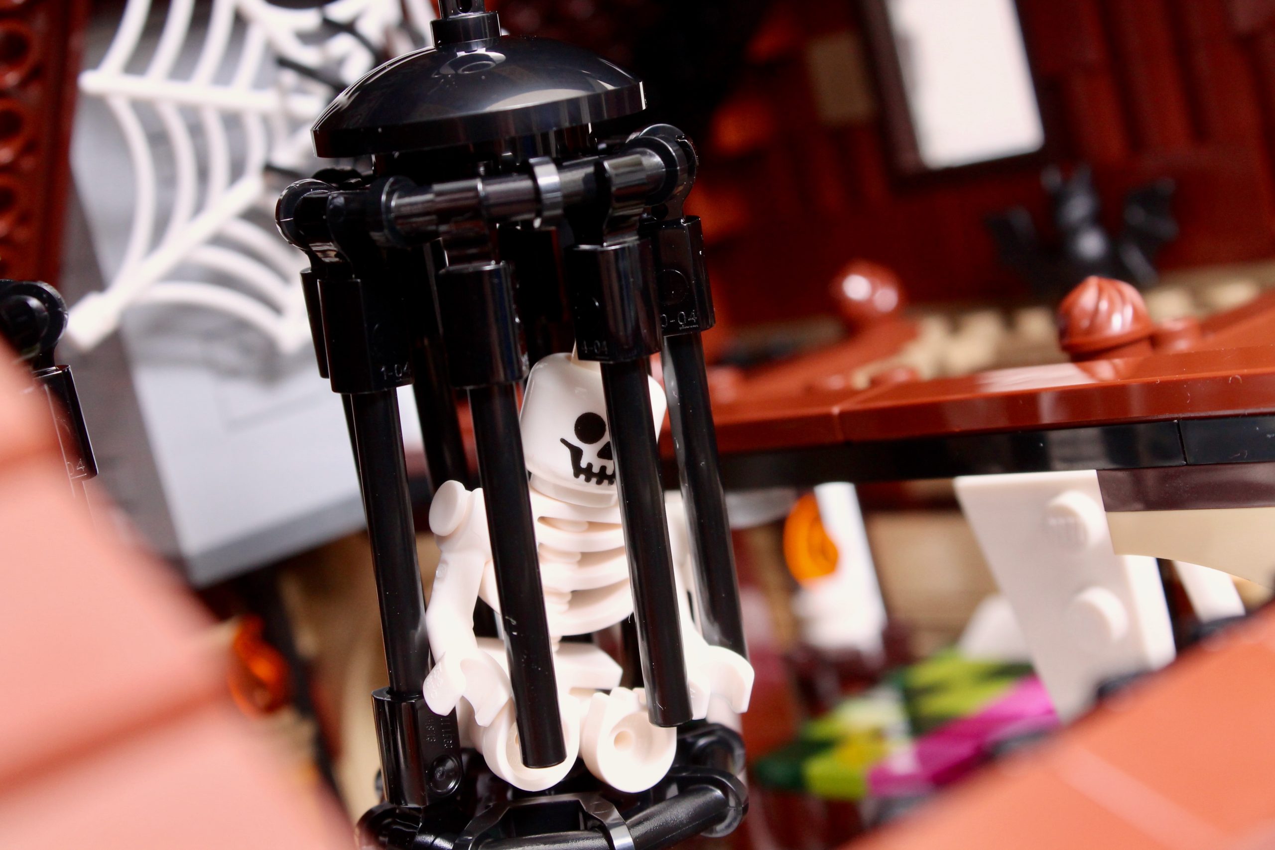 LEGO Ideas 21341 Disney Hocus Pocus The Sanderson Sisters Cottage review 28 scaled